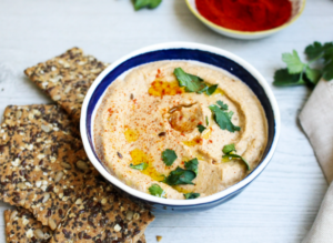 Baba Ganoush vs Hummus: Flavor, Nutrition & Uses
