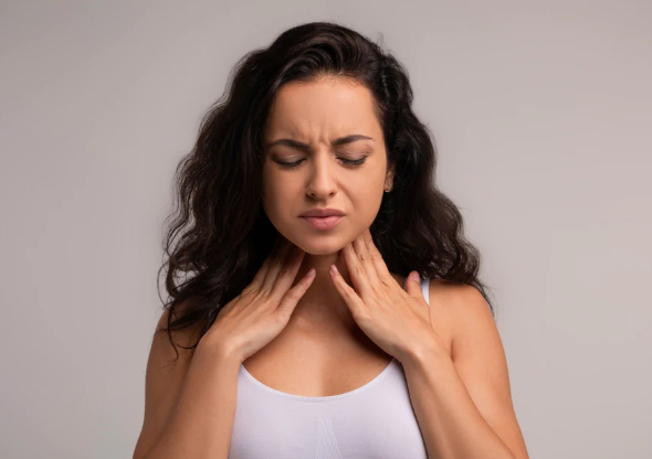 Mono vs Tonsillitis: Symptoms, Testing & Recovery Guide