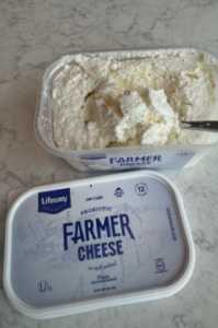 Farmers Cheese vs Cottage Cheese: Nutrition & Uses
