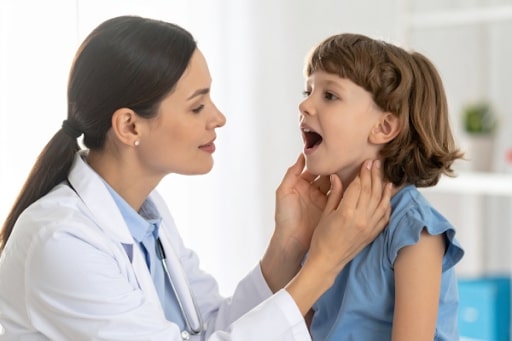 Mono vs Tonsillitis: Symptoms, Testing & Recovery Guide